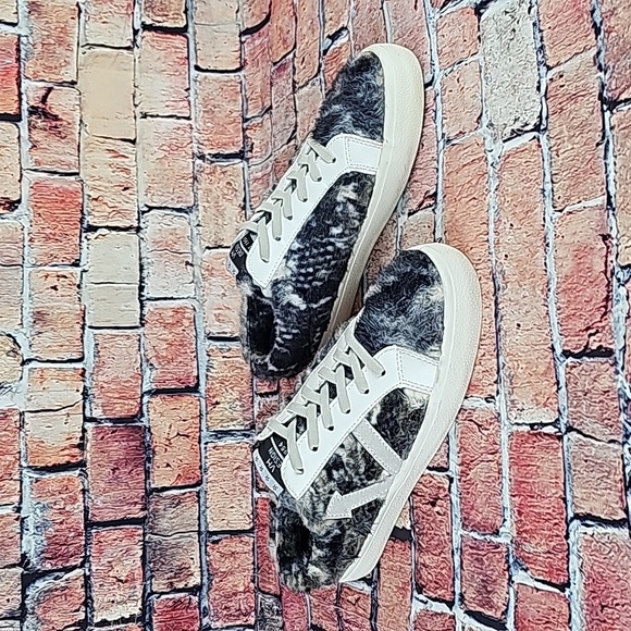 VINTAGE HAVANA FURRY MULE, WOMANS SIZE 6.5 GUC - Picture 2 of 10